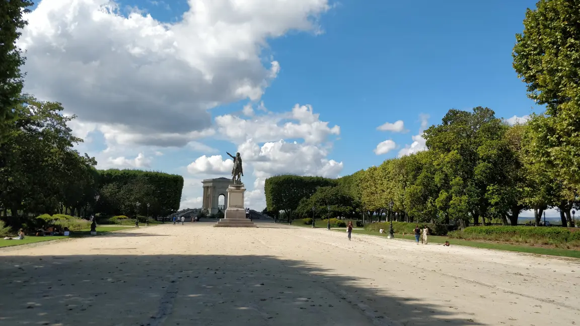 MontpellierMonument1.webp